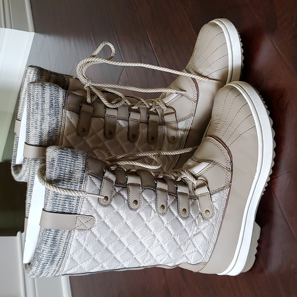 Winter boots